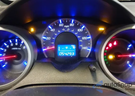 2013 Honda Fit z USA, uszkodzony, nr VIN JHMGE8H30DC002329